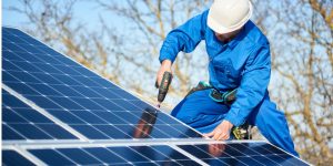 Installation Maintenance Panneaux Solaires Photovoltaïques à Leyrat